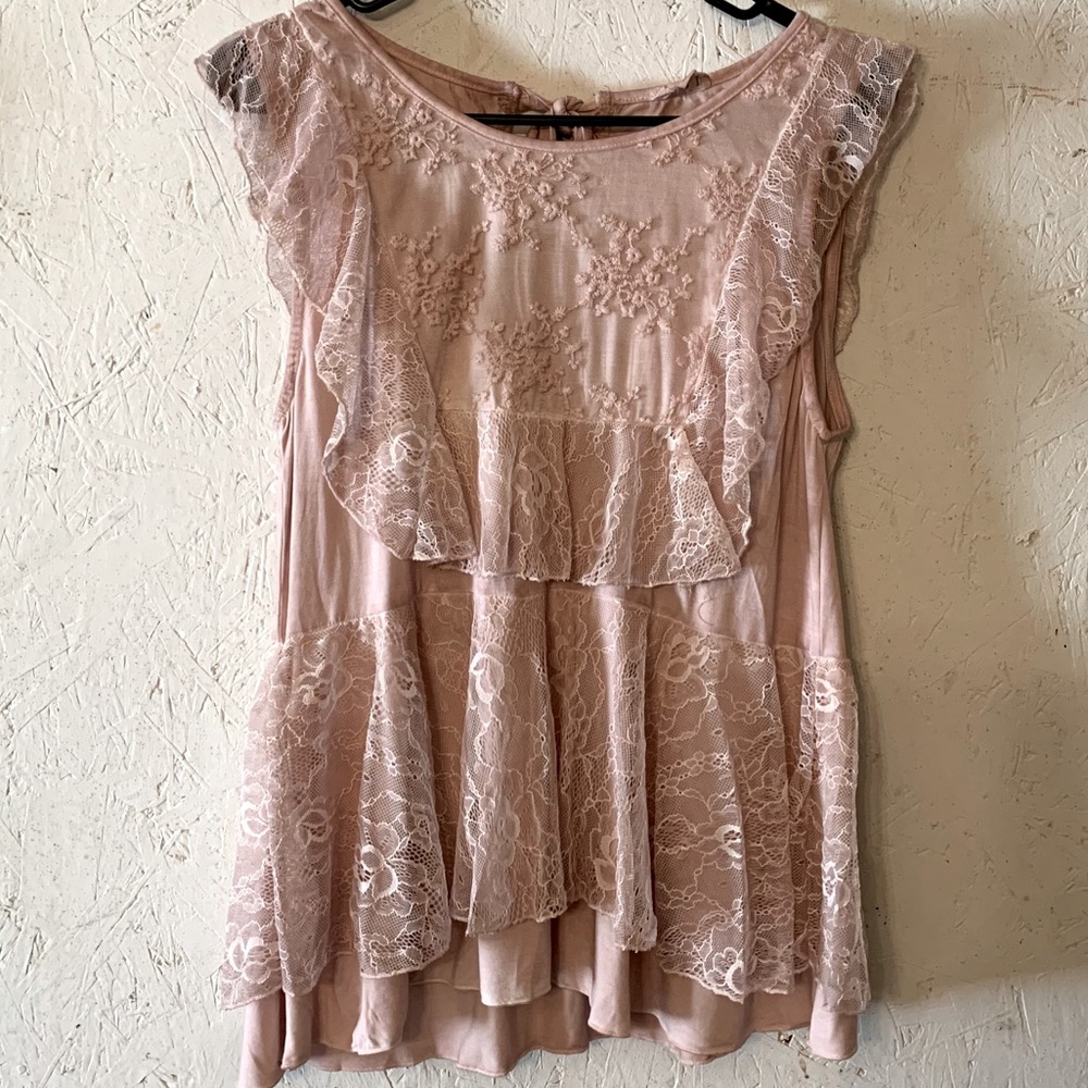 POL Sleeveless Layered Lace Boho Pink Top